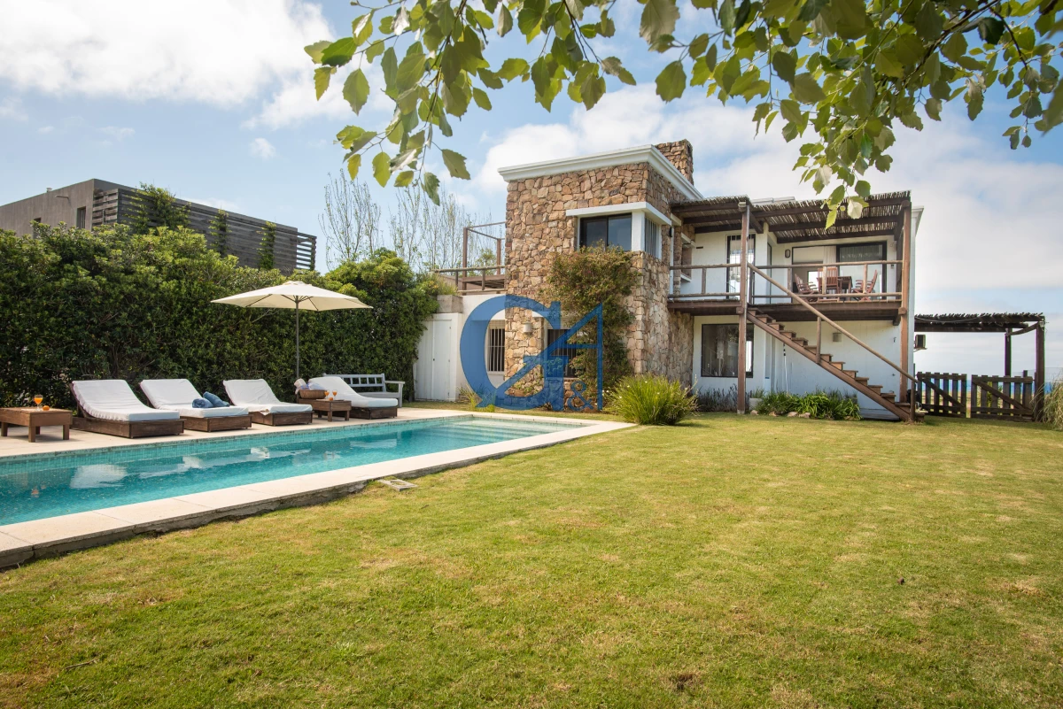 Casa ID.530 - Frente a la playa El Chorro