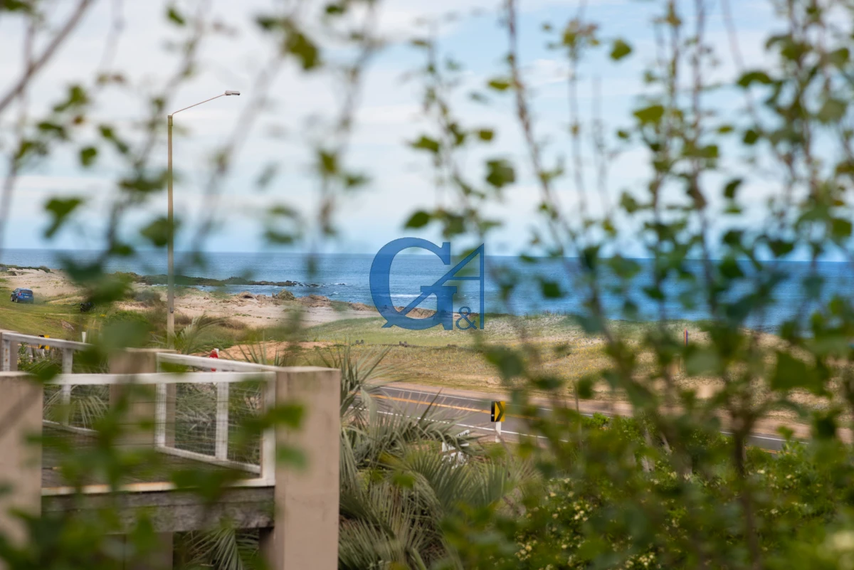 Casa ID.530 - Frente a la playa El Chorro
