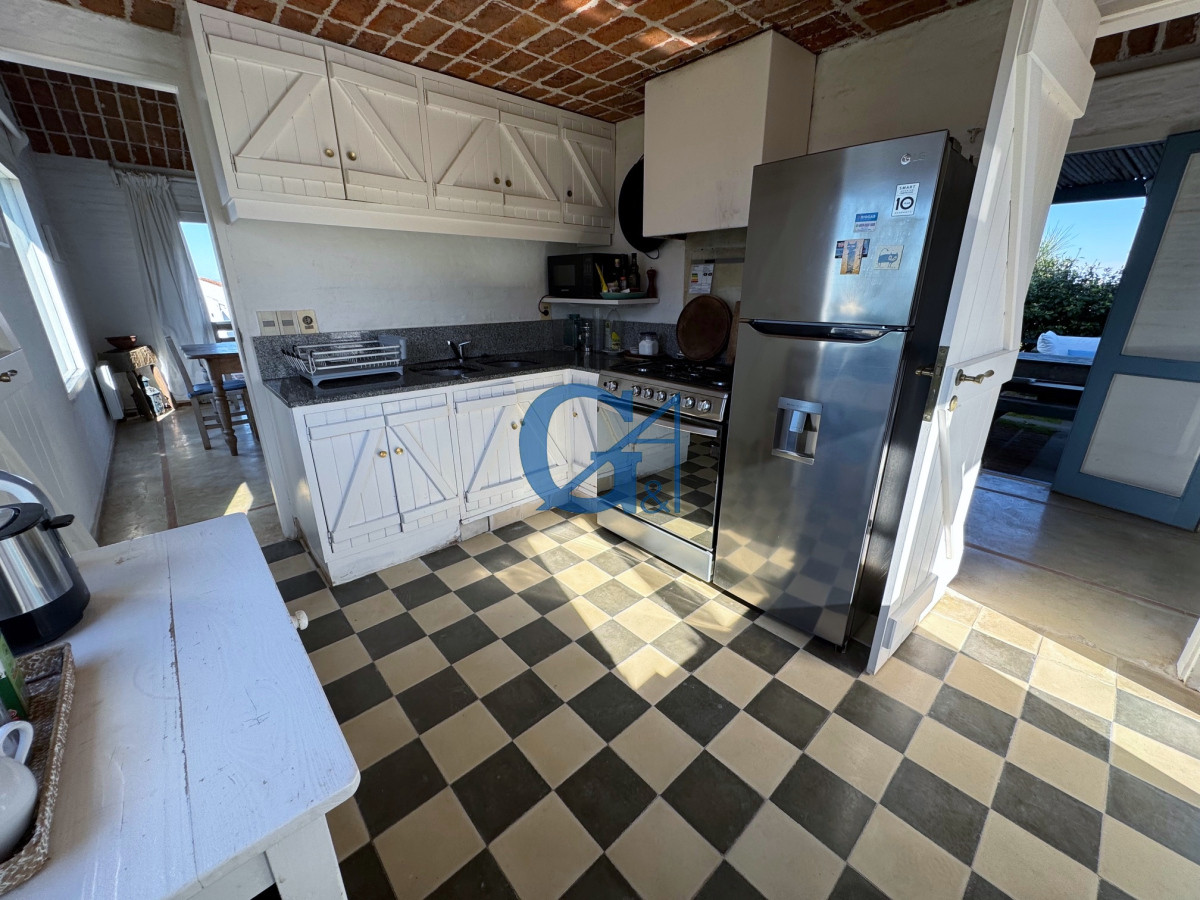 Casa ID.288 - Elegancia y Comodidad a Pasos del Mar