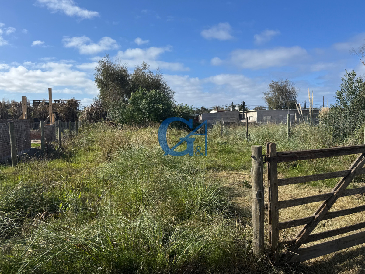 Terreno ID.15701 - Lote en venta en Brio. Bs. As. 