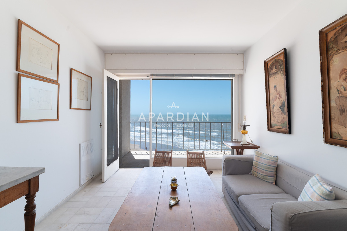 Apartamento ID.21097145 - Departamento en venta en Edificio Mir – Punta del Este