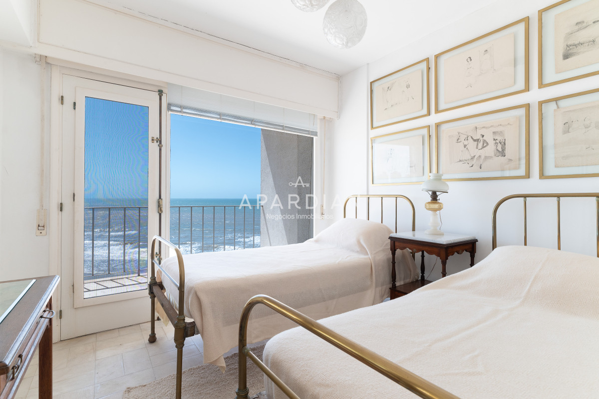 Apartamento ID.21097145 - Departamento en venta en Edificio Mir – Punta del Este