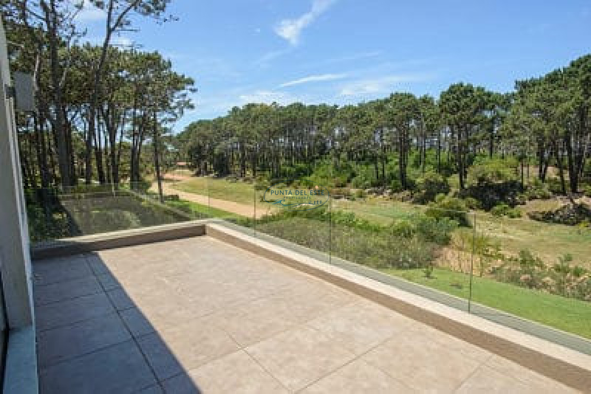 Casa ID.8 - Venta casa 4 dormitorios. Rincón del indio, Punta del Este
