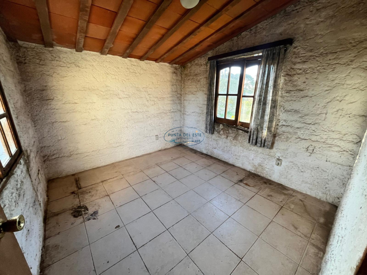 Casa ID.11 - Venta casa de 3 dormitorios Jardines de Córdoba. Punta del Este
