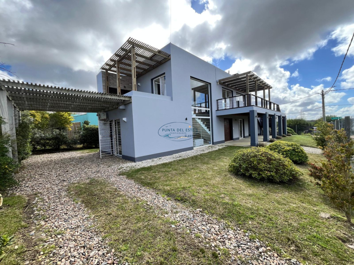 Casa ID.6 - Alquiler temporal casa 3 dormitorios. Altos de Punta de Piedras, Manantiales