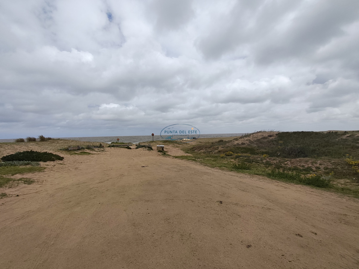 Terreno ID.169 - Gran terreno en venta. Sauce de Portezuelo, Punta Ballena.