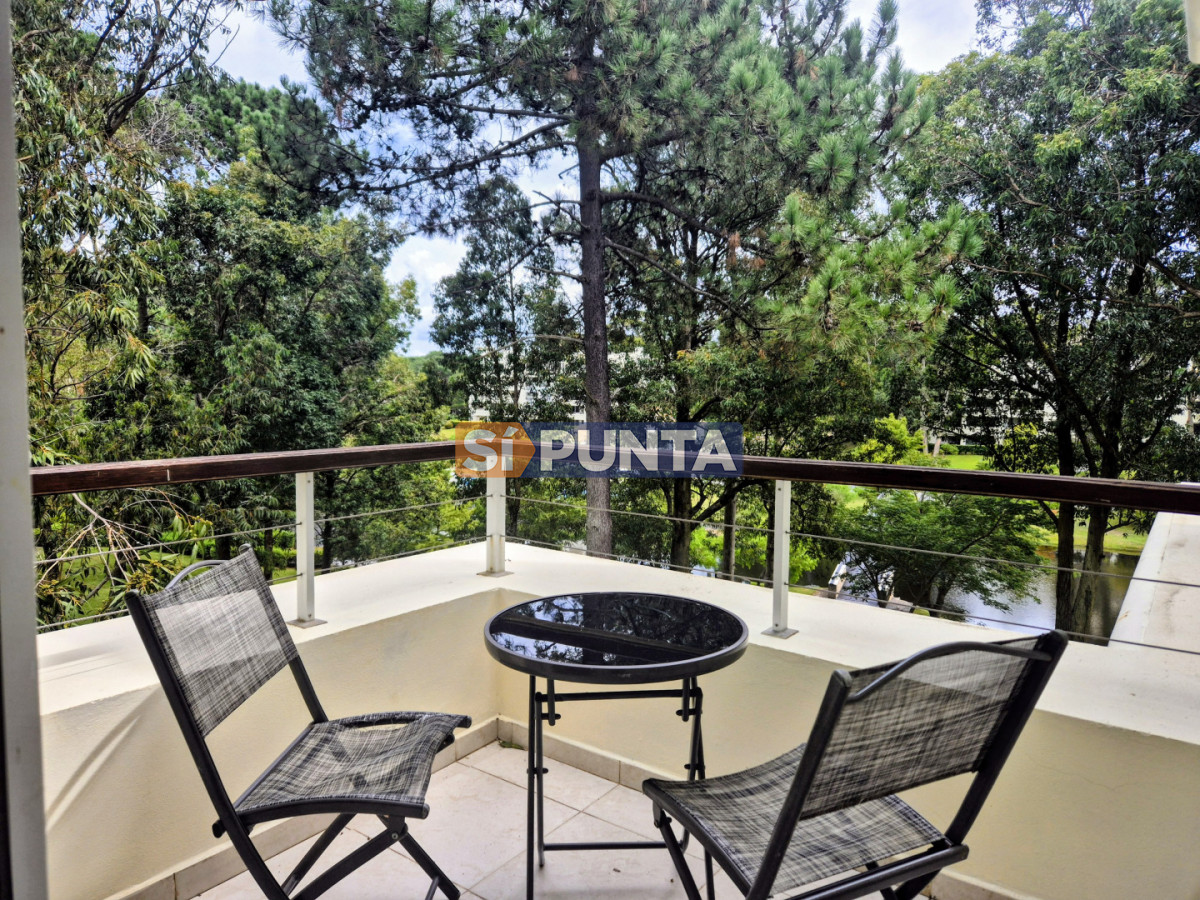 Apartamento en Solanas - SPT14408A