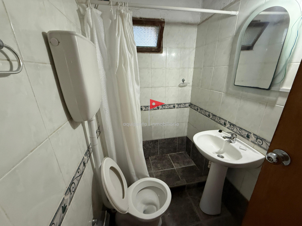 Casa ID.322 - Vendo Casa de 2 dormitorios en un entorno natural, a pocos minutos del mar