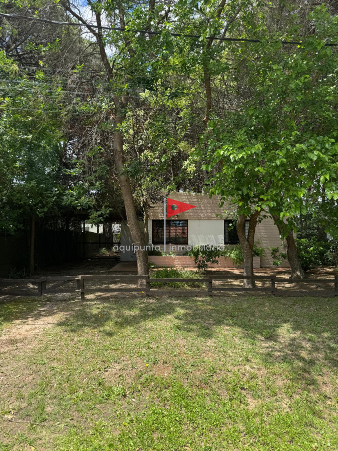 Casa ID.112 - Casa en Venta Piriápolis 2 dormitorios 1 baño.