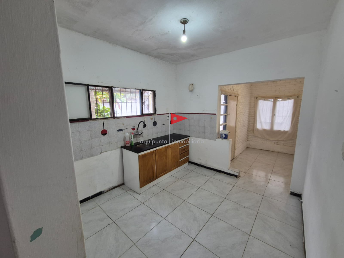Casa ID.74 - Casa en venta Punta Fría Piriápolis 4 dormitorios y 2 baños