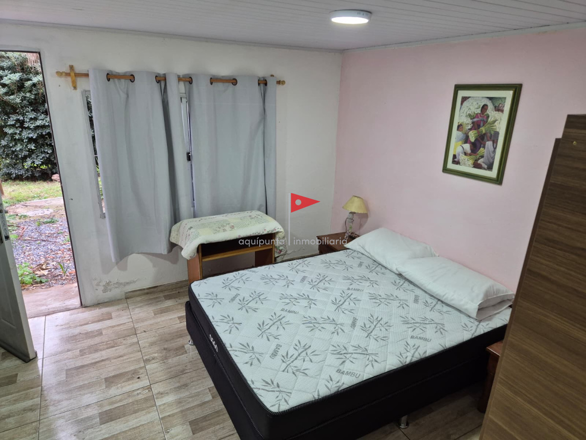 Casa ID.74 - Casa en venta Punta Fría Piriápolis 4 dormitorios y 2 baños