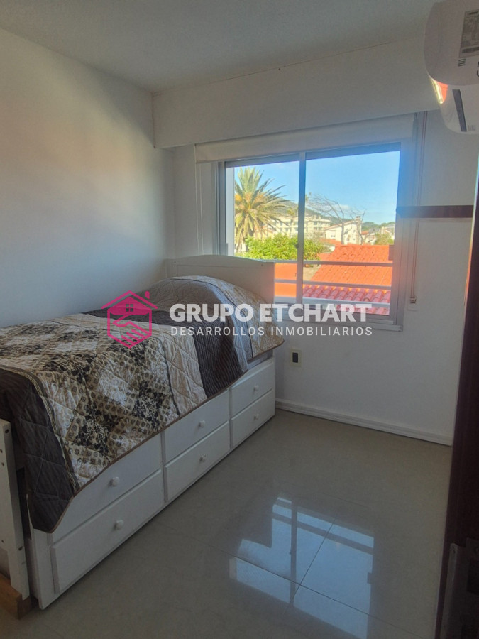 Apartamento ID.229 - EN VENTA Apartamento dos dormitorios, dos baños, frente al mar