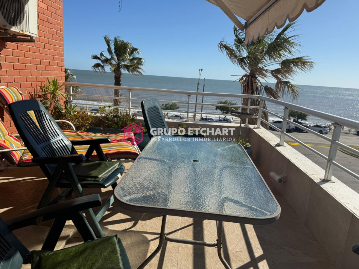 Apartamento ID.187 - Apartamento 2 dormitorios frente a la playa piriapolis 