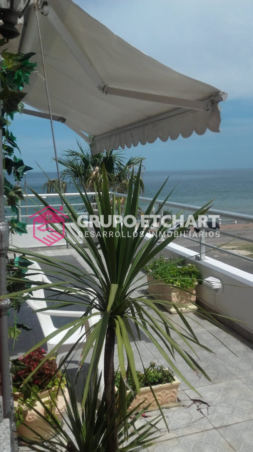 Apartamento ID.187 - Apartamento 2 dormitorios frente a la playa piriapolis 