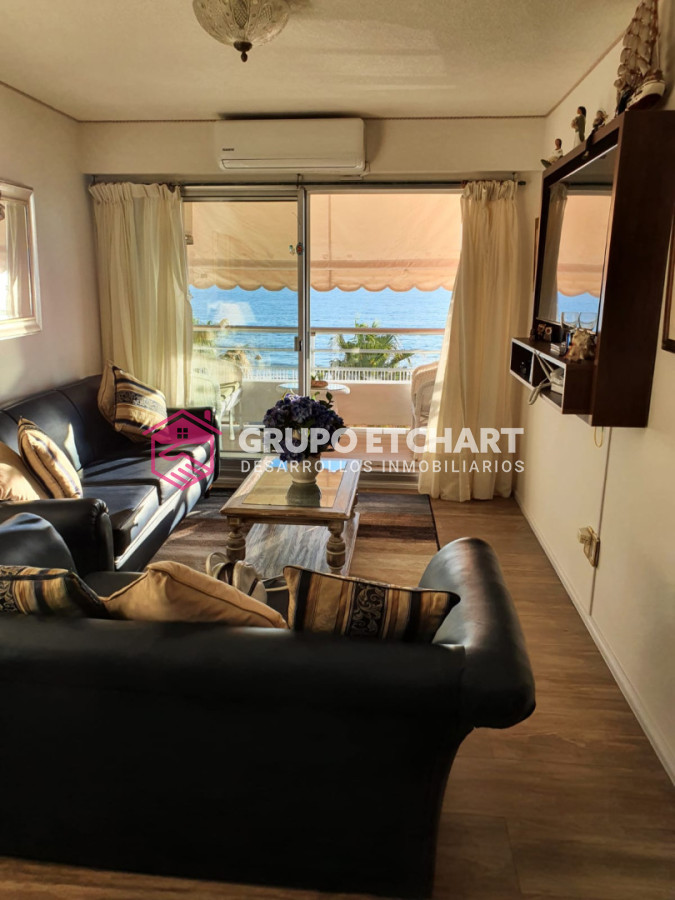 Apartamento ID.187 - Apartamento 2 dormitorios frente a la playa piriapolis 