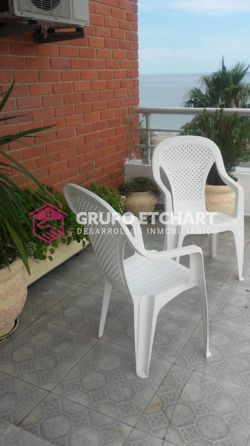 Apartamento ID.187 - Apartamento 2 dormitorios frente a la playa piriapolis 
