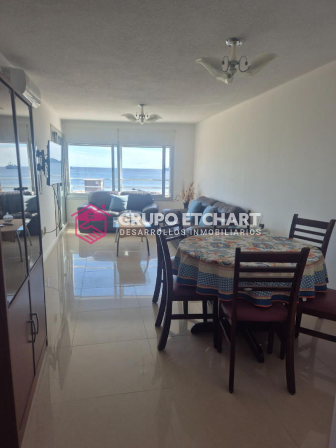 Apartamento ID.229 - EN VENTA Apartamento dos dormitorios, dos baños, frente al mar