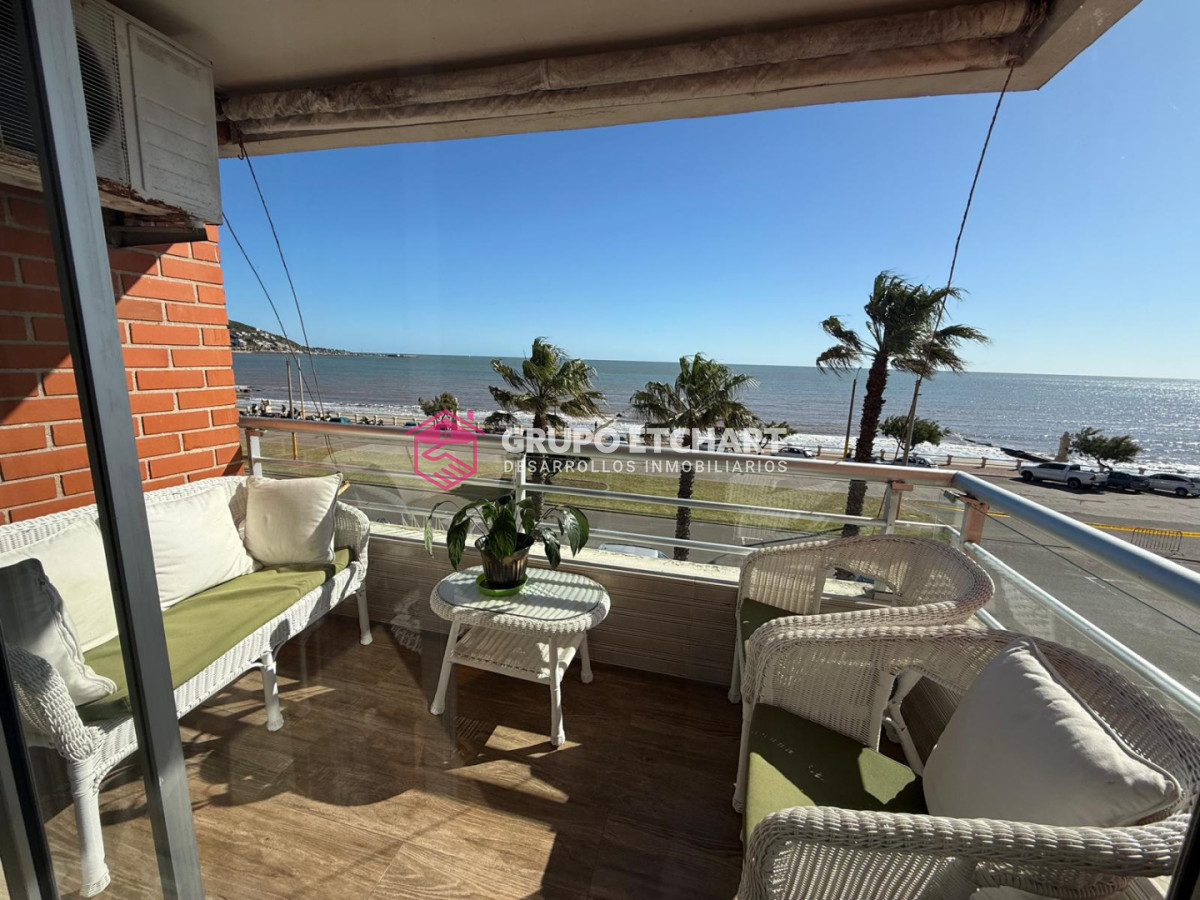 Apartamento ID.187 - Apartamento 2 dormitorios frente a la playa piriapolis 