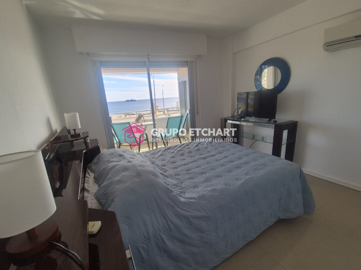 Apartamento ID.229 - EN VENTA Apartamento dos dormitorios, dos baños, frente al mar
