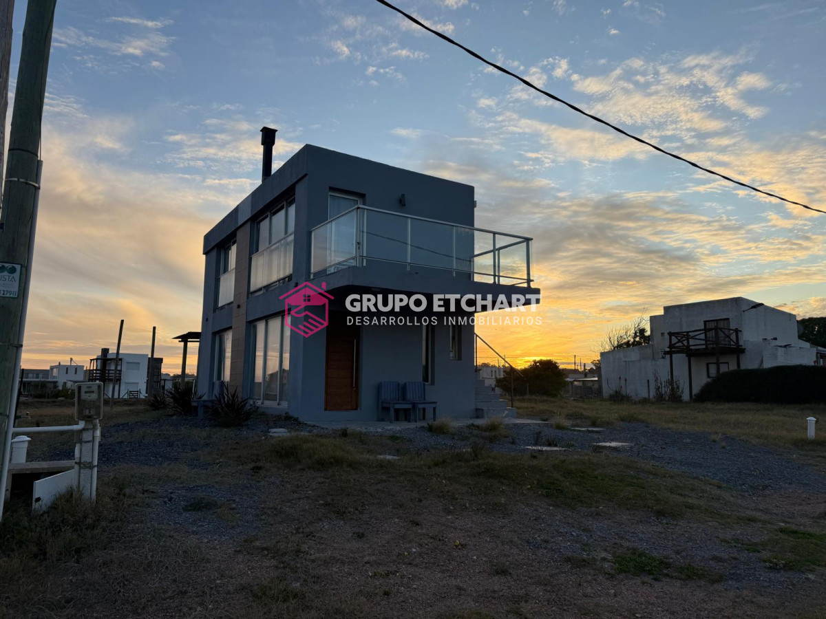 Casa ID.116 - Oportunidad en Punta Negra - Dos Casas