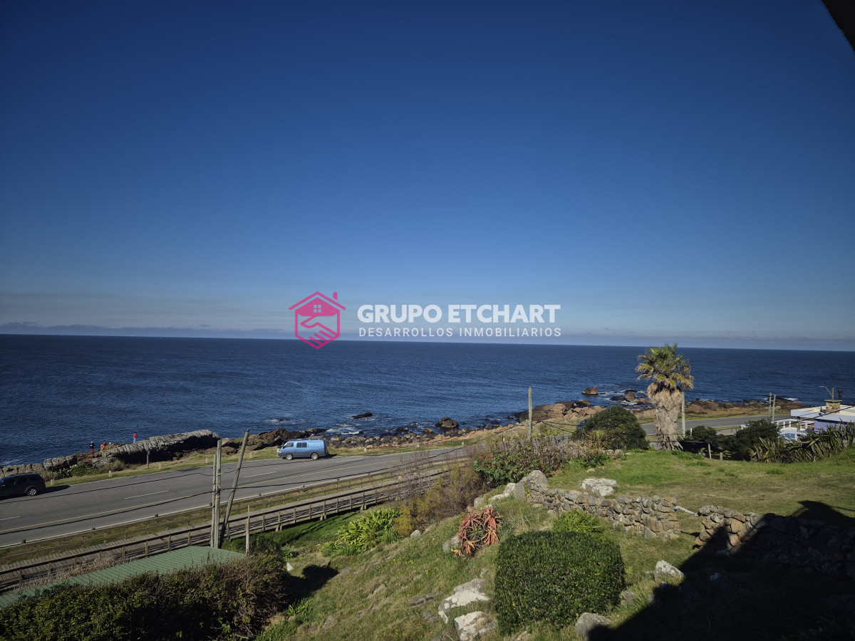 Casa ID.109 - Casa en venta Punta Colorada -  Vista al Mar - 3 Dormitorios 2 Baños