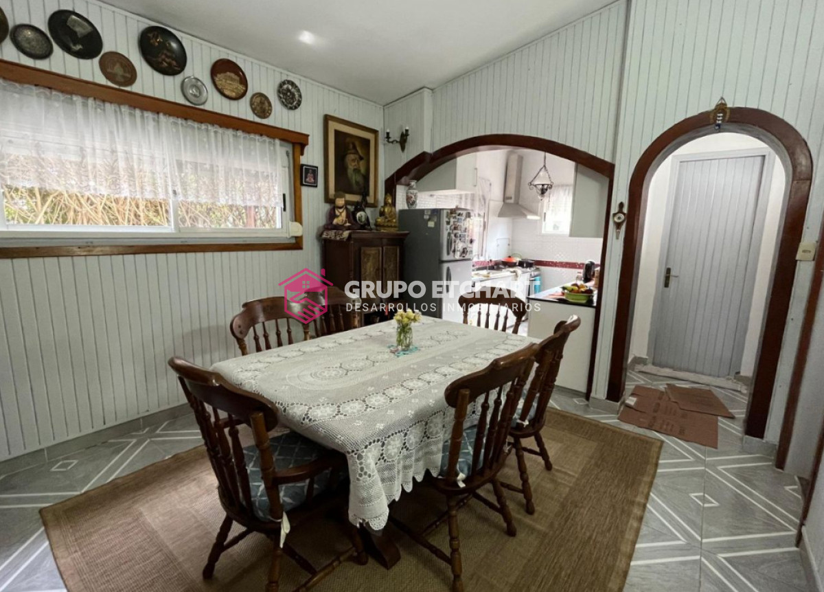 Casa ID.28 - Casa en venta Piriápolis 4 dormitorios y 3 baños.