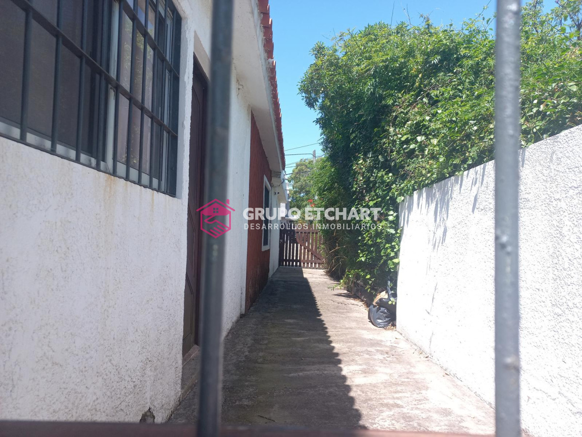 Casa ID.59 - Casa en venta Piriápolis Playa Grande 5 dormitorios 3 baños posible permuta en ciudad de Minas.