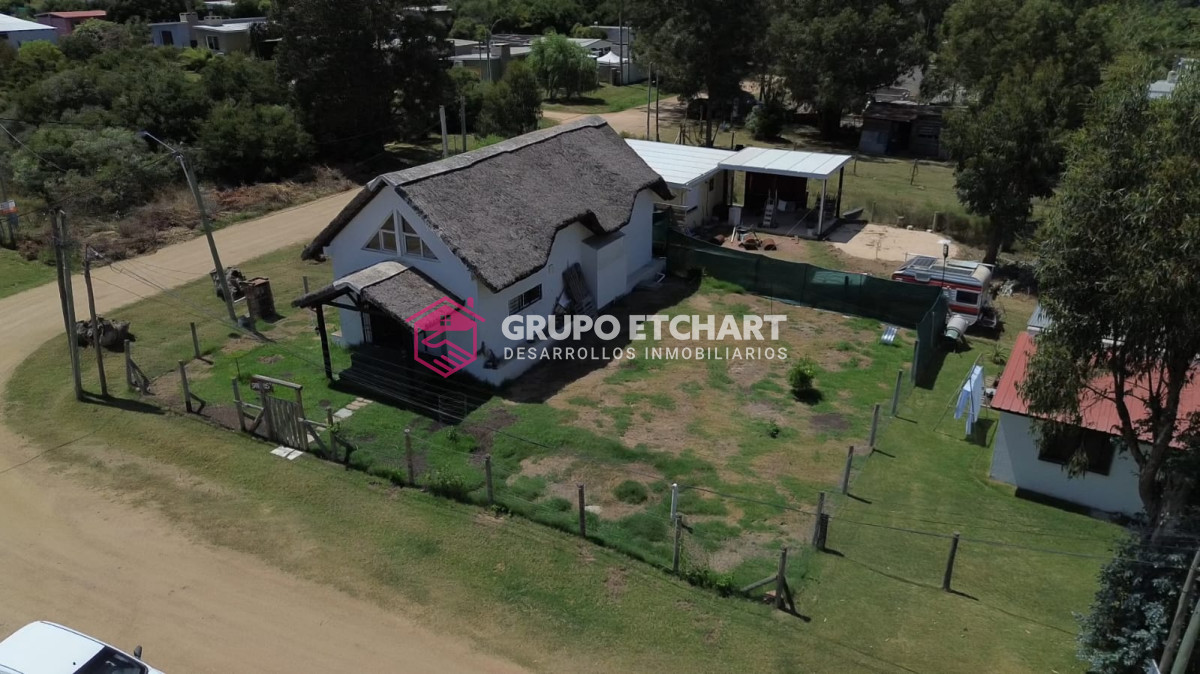 Casa ID.46 - Casa en venta Piriápolis 5 dormitorios y 2 baños.