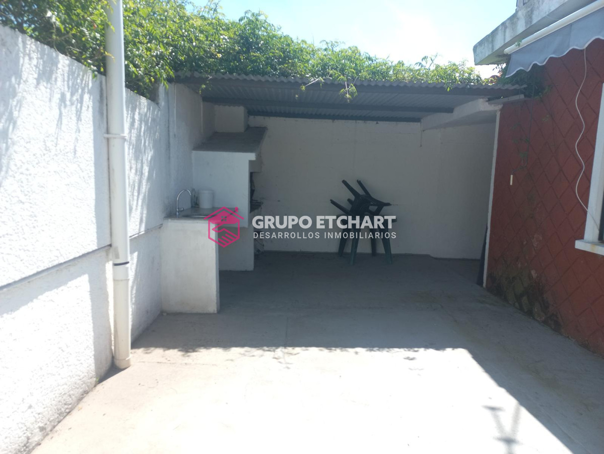 Casa ID.59 - Casa en venta Piriápolis Playa Grande 5 dormitorios 3 baños posible permuta en ciudad de Minas.