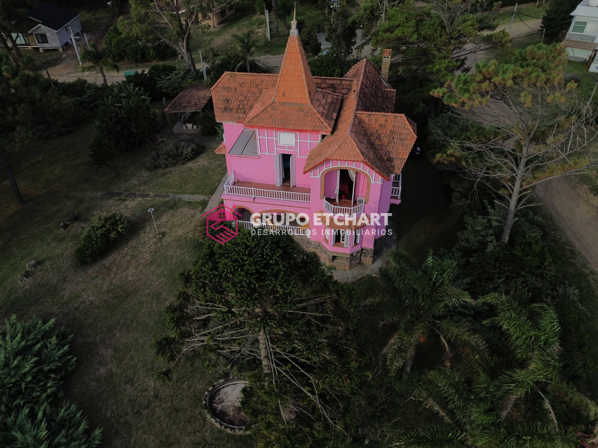 Casa ID.41 - Edificio en venta Piriápolis con 5000mt2 de terreno.