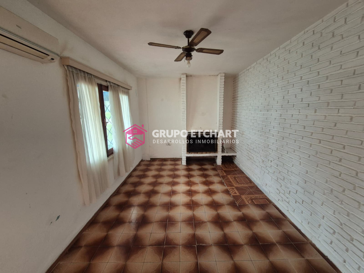 Casa ID.127 - Casa en venta Punta Fría Piriápolis 4 dormitorios y 2 baños