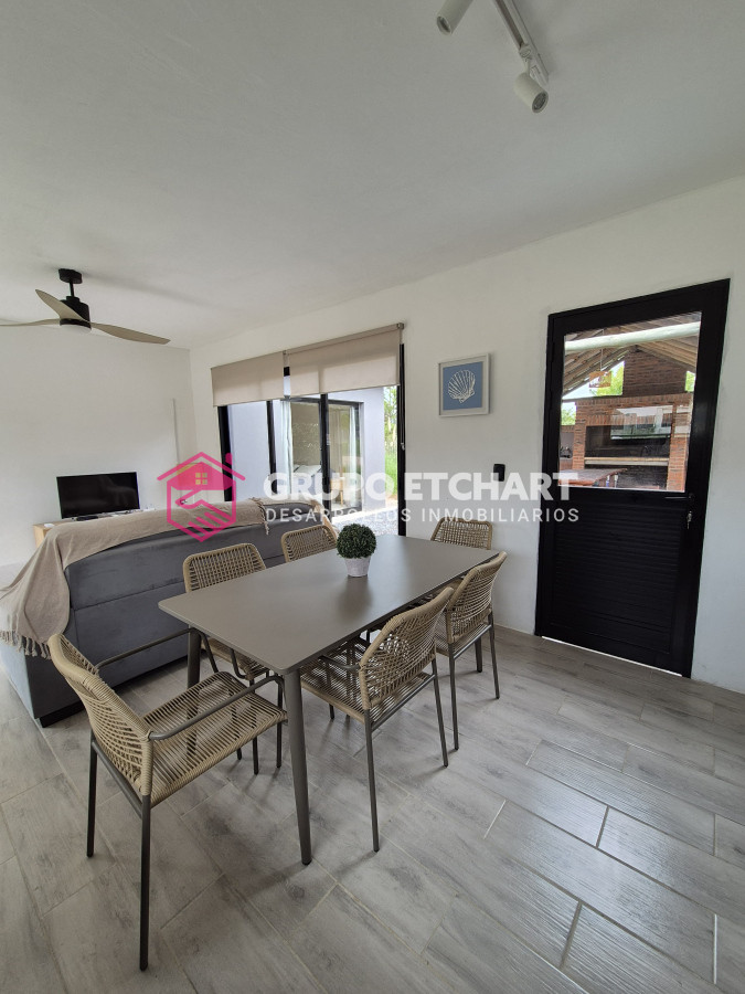 Casa ID.85 - Casa en Venta Piriápolis dos dormitorios un baño.