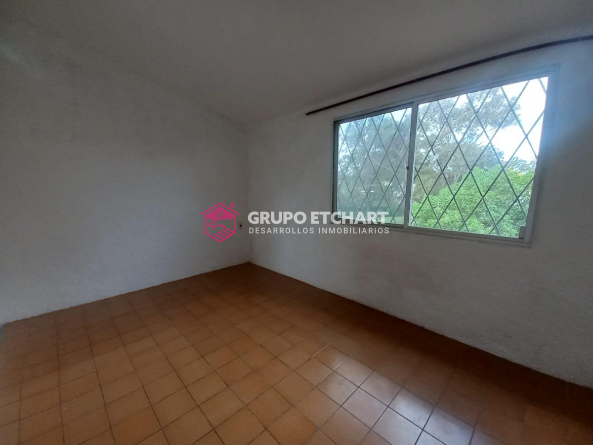 Casa ID.24 - Casa en venta Piriápolis 4 dormitorios  2 baños.