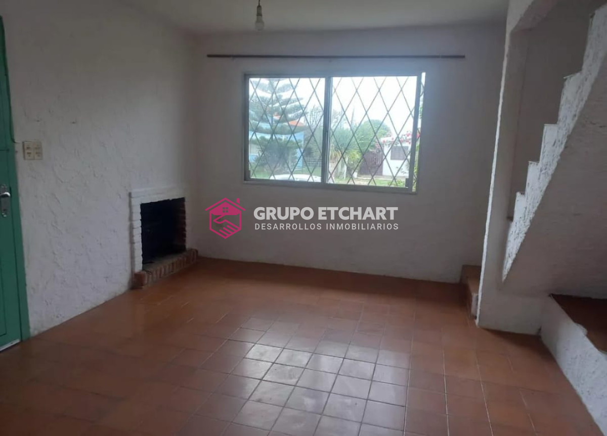 Casa ID.24 - Casa en venta Piriápolis 4 dormitorios  2 baños.