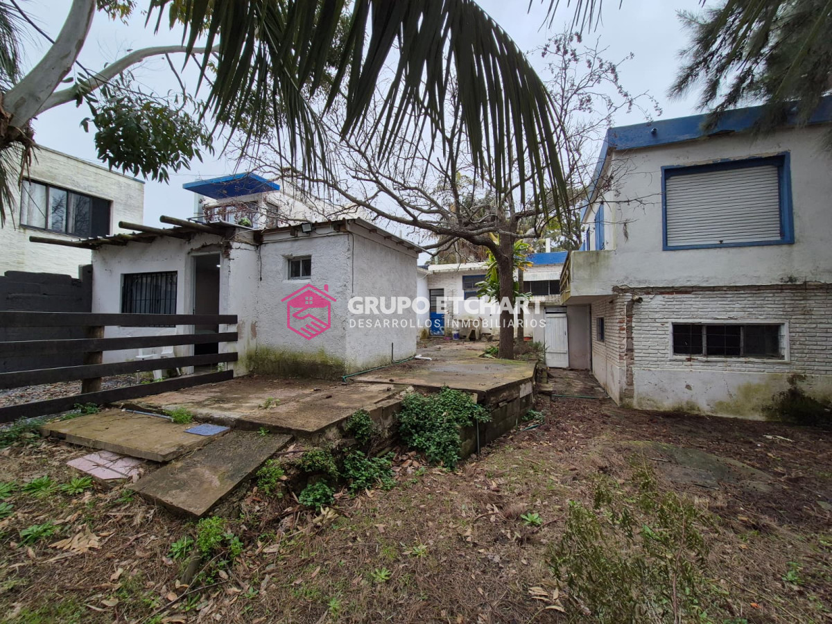 Casa ID.127 - Casa en venta Punta Fría Piriápolis 4 dormitorios y 2 baños