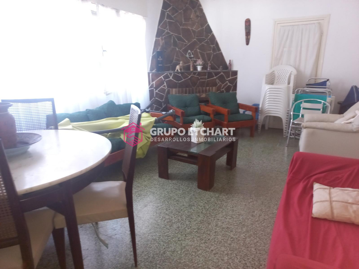 Casa ID.59 - Casa en venta Piriápolis Playa Grande 5 dormitorios 3 baños posible permuta en ciudad de Minas.