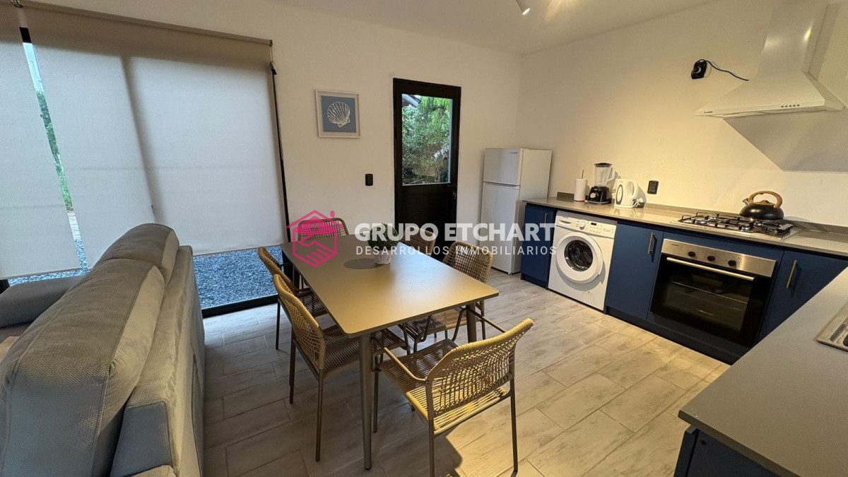 Casa ID.85 - Casa en Venta Piriápolis dos dormitorios un baño.