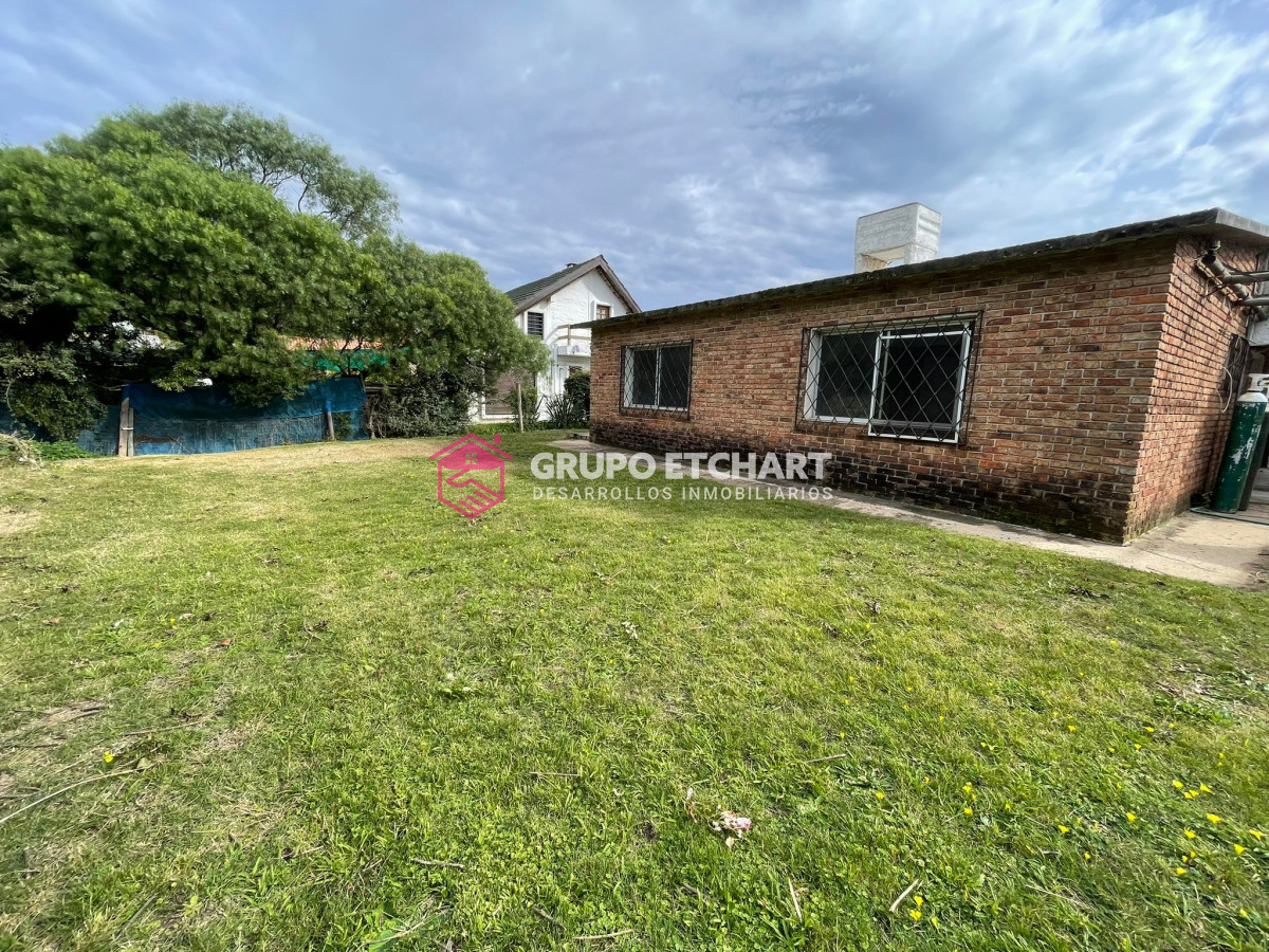Casa ID.23 - Casa en venta Piriápolis tres dormitorios dos baños.