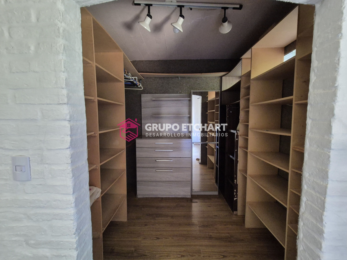 Casa ID.68 - Casa en venta Piriápolis 3 dormitorios y 2 baños.