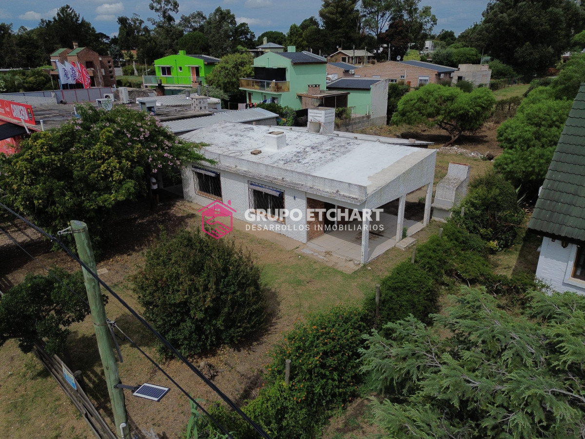 Casa ID.23 - Casa en venta Piriápolis tres dormitorios dos baños.