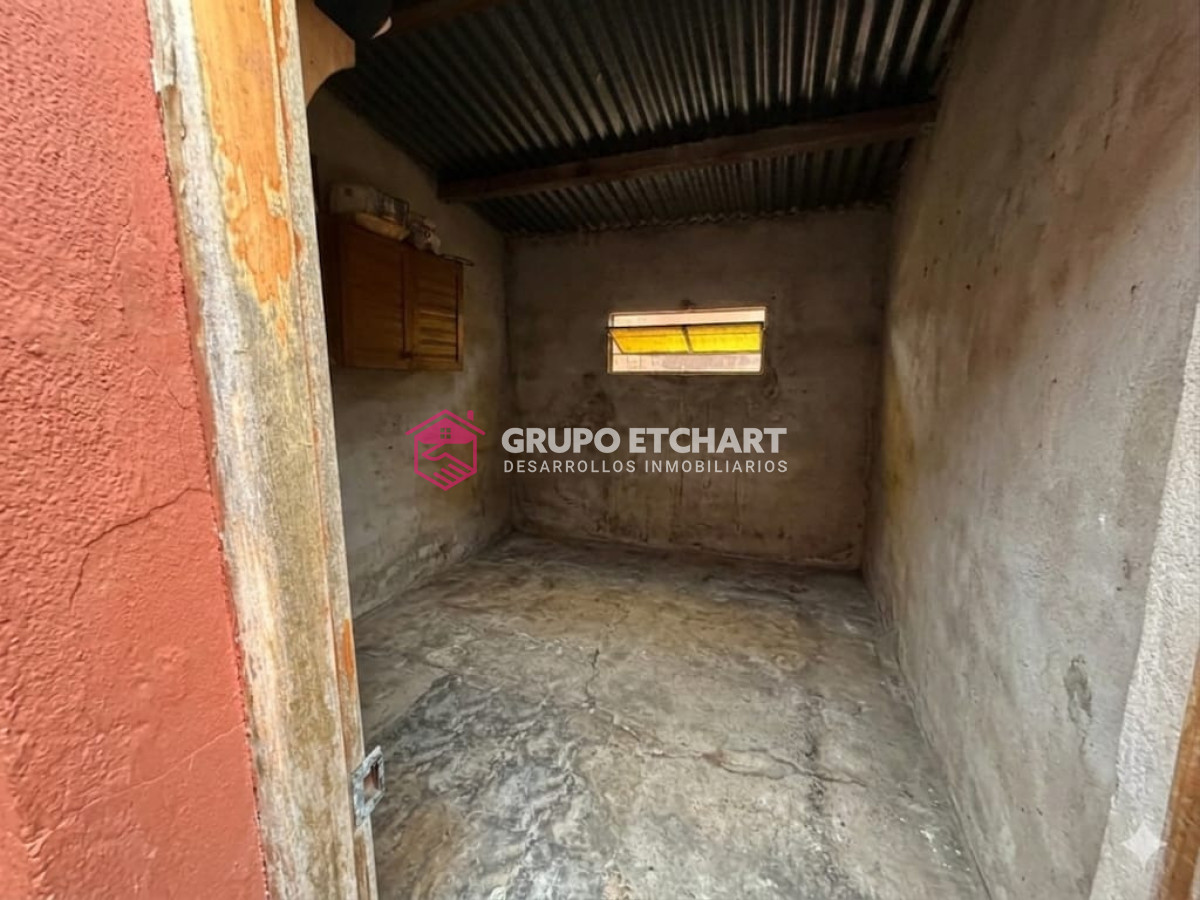 Casa ID.230 - EN VENTA casa 2 dormitorios, garage para 12 vehiculos!!!