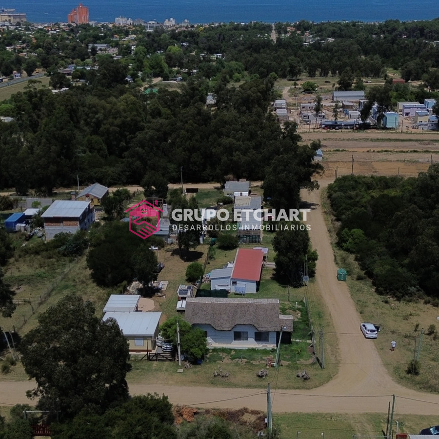 Casa ID.46 - Casa en venta Piriápolis 5 dormitorios y 2 baños.