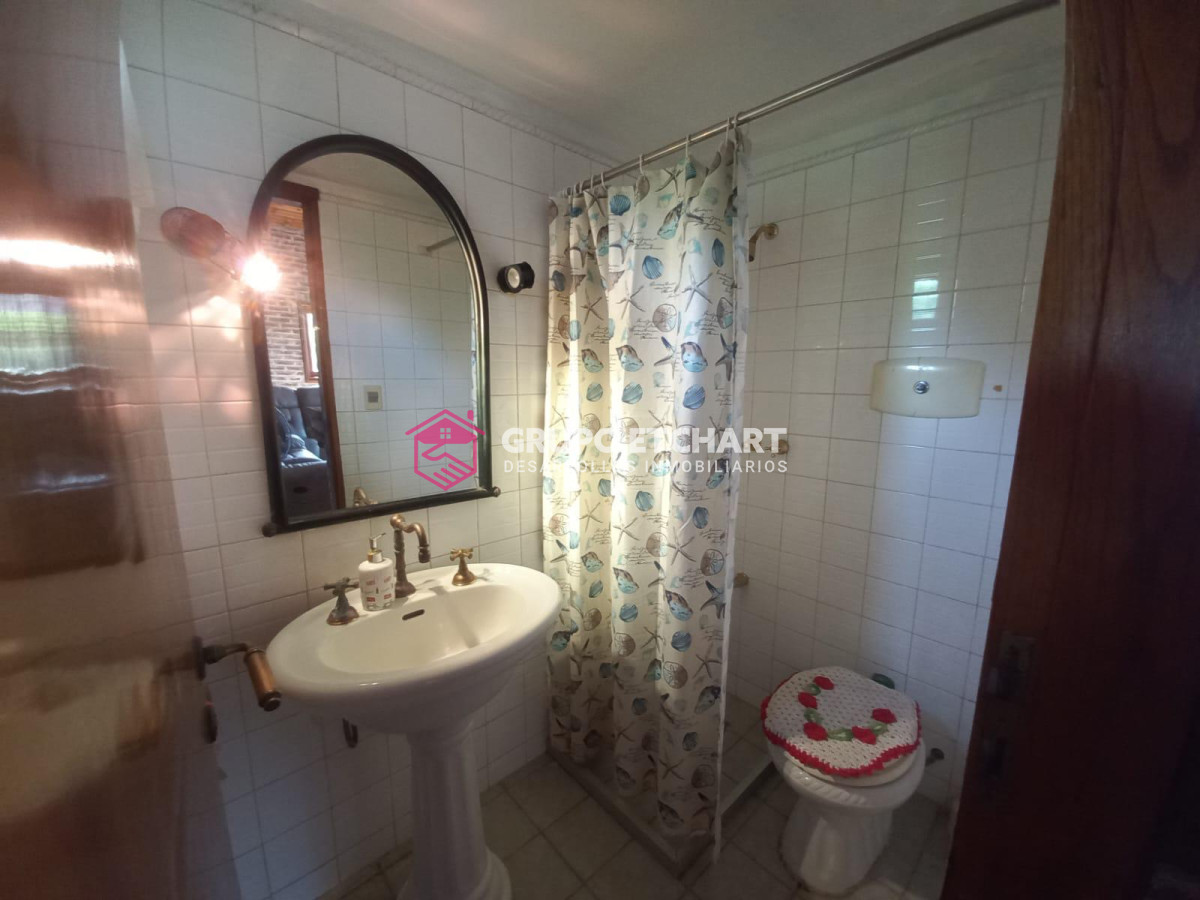 Casa ID.70 - En venta dos casas gemelas en Piriápolis 6 dormitorios y 4 baños.