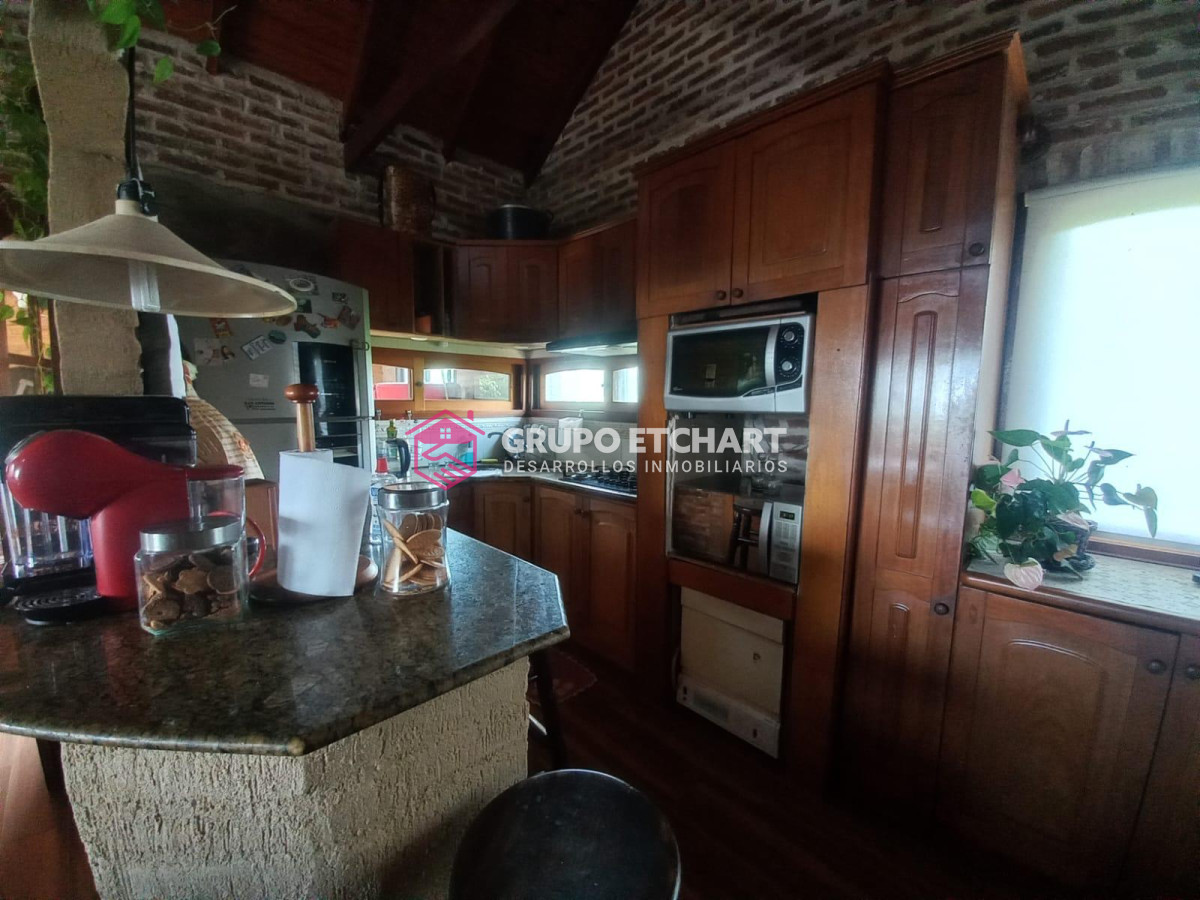 Casa ID.70 - En venta dos casas gemelas en Piriápolis 6 dormitorios y 4 baños.