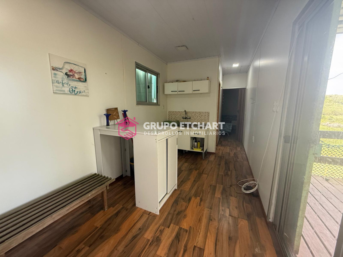 Casa ID.170 - Casa Contenedor ,terreno con mejora Playa Verde