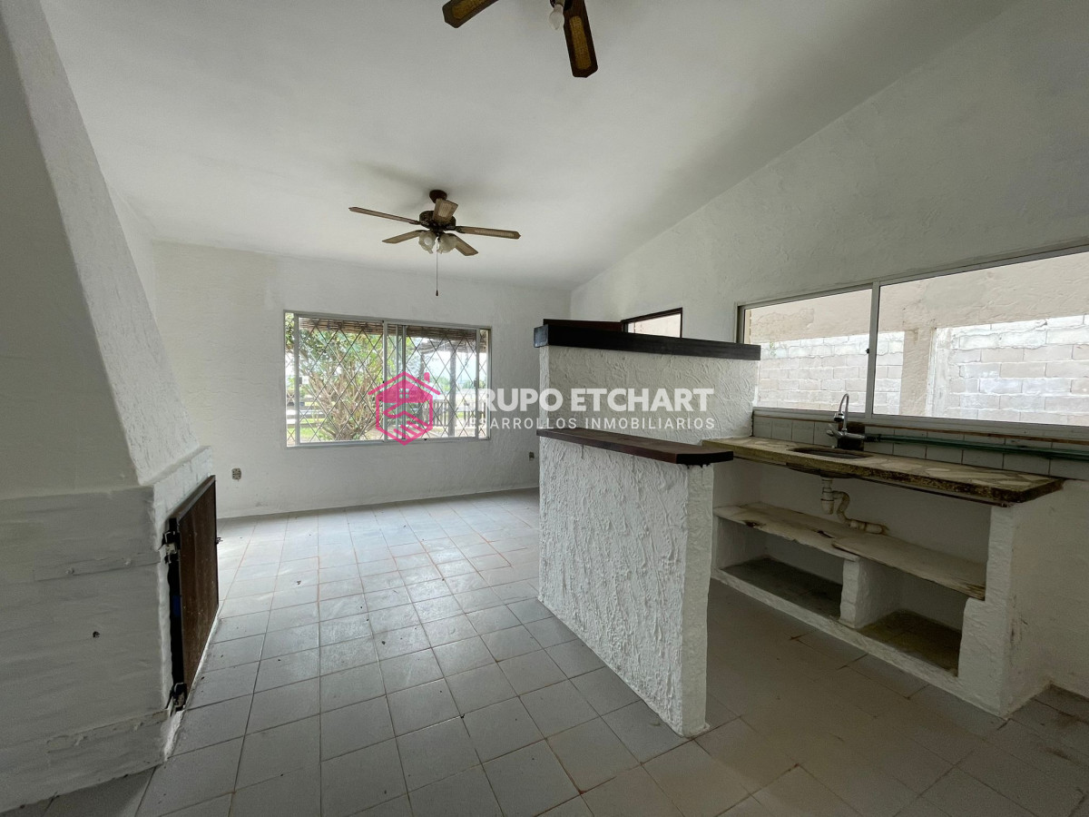 Casa ID.23 - Casa en venta Piriápolis tres dormitorios dos baños.