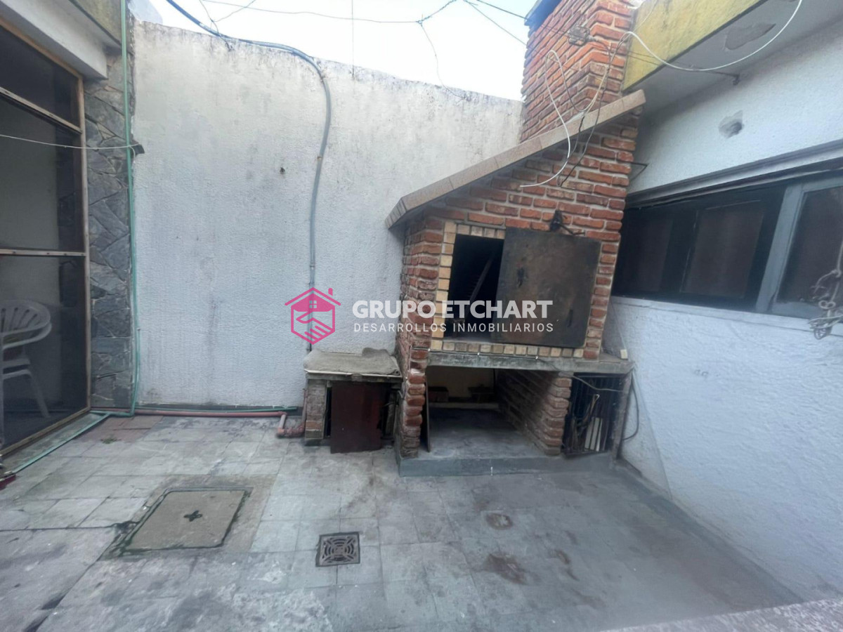 Casa ID.214 - EN VENTA casa de 4 dormitorios y 3 baños