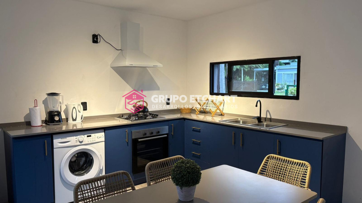 Casa ID.85 - Casa en Venta Piriápolis dos dormitorios un baño.
