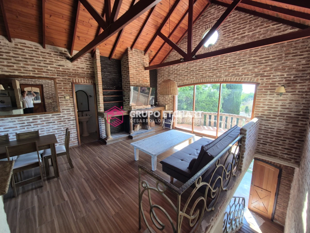 Casa ID.68 - Casa en venta Piriápolis 3 dormitorios y 2 baños.