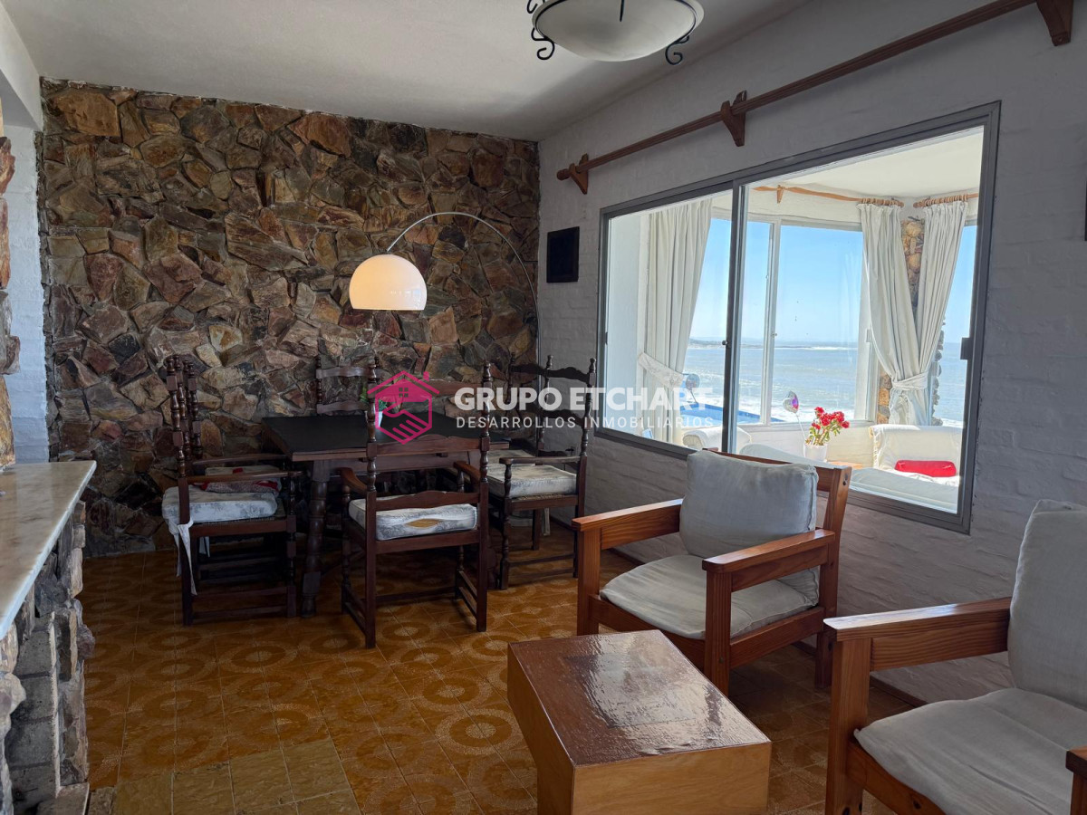 Casa ID.109 - Casa en venta Punta Colorada -  Vista al Mar - 3 Dormitorios 2 Baños